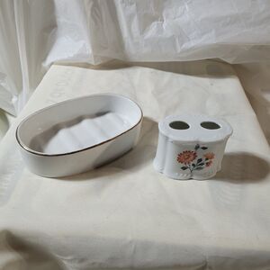 royal porzellan kpm Tooth Brush Holder & Unbranded Soap Dish